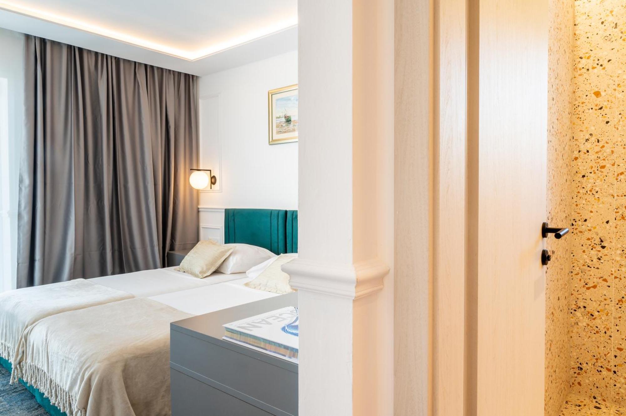 Krilo Hotel 3*